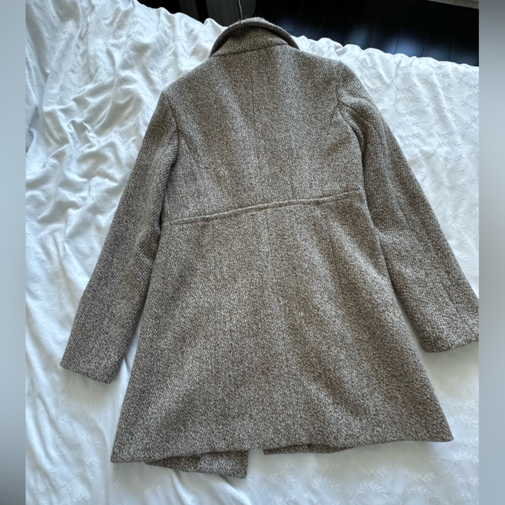 Coat - Picture 2 of 3